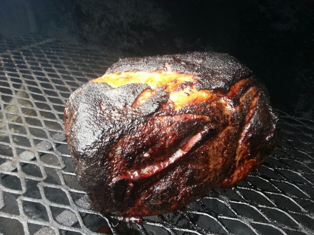 Color!  Resist the urge to poke, prod, or otherwise molest the meat